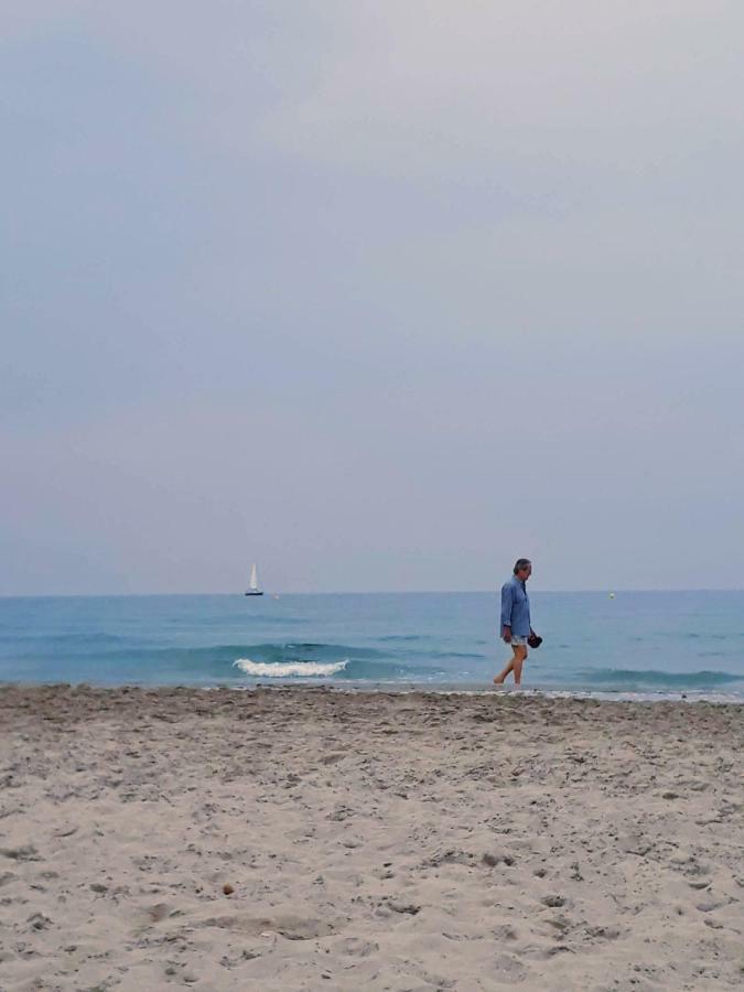 2 Bedroom'S Flat On The Beach, City Center, 1 Line Santa Pola Zewnętrze zdjęcie